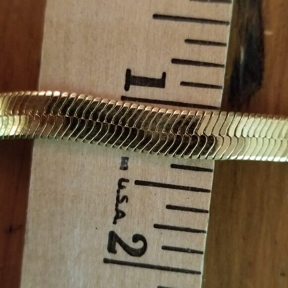 Monet Ultra Thick Herringbone Necklace, 24 Inches long Gold Tone Unisex 90s - Picture 4 of 6